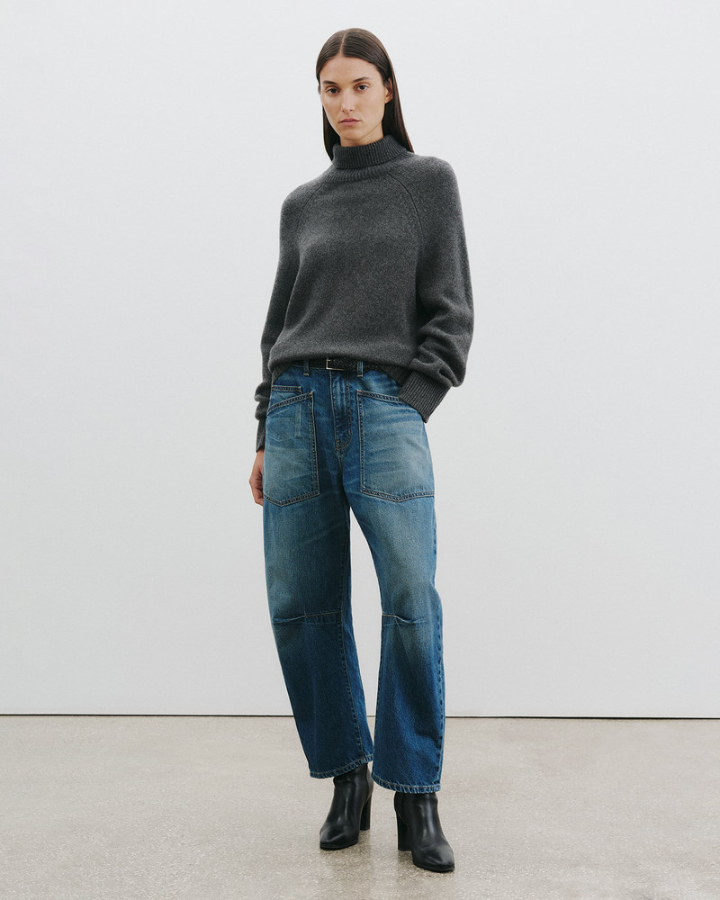 NILI LOTAN SHON JEAN outlook