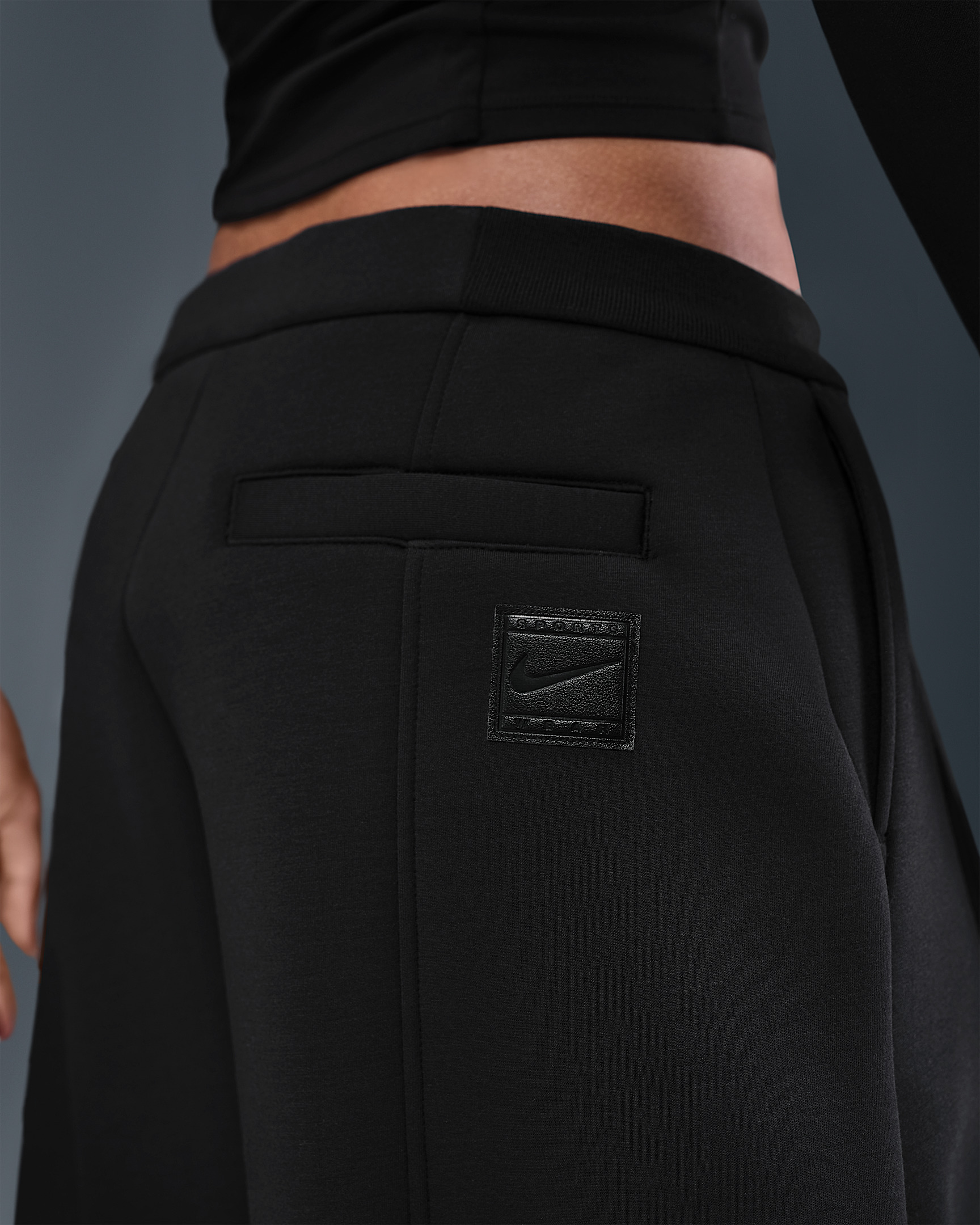 Nike Sportswear Modern Fleece Women's Mid-Rise Loose Pants - 3