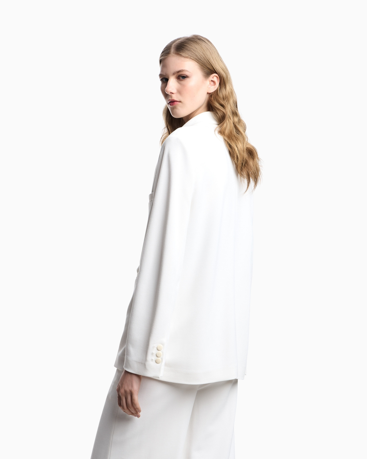 ICON COMPACT PIQUÉ DOUBLE-BREASTED BLAZER - 3