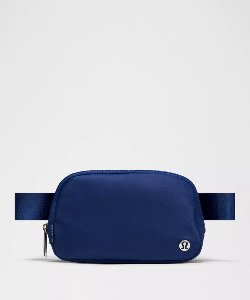 Everywhere Belt Bag with Long Strap 1L 1