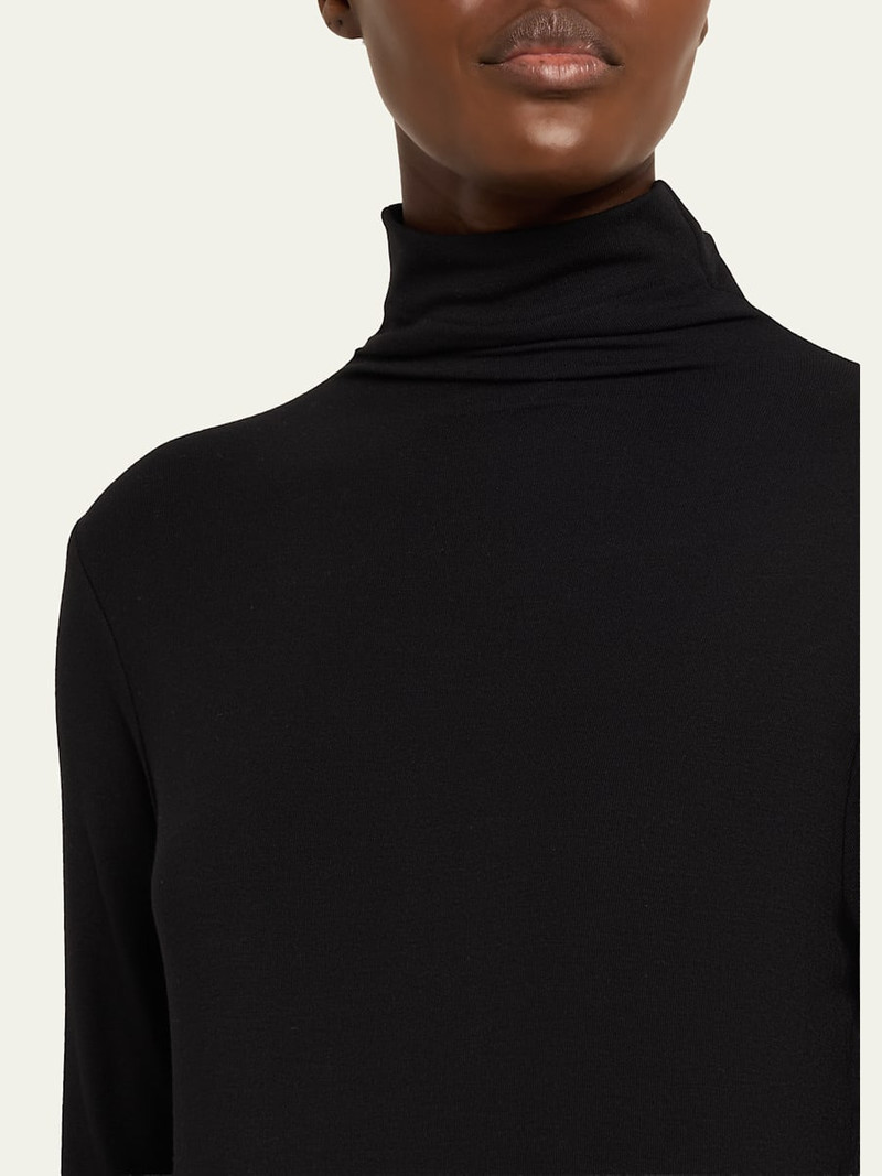 Vince Essential Long-Sleeve Turtleneck outlook