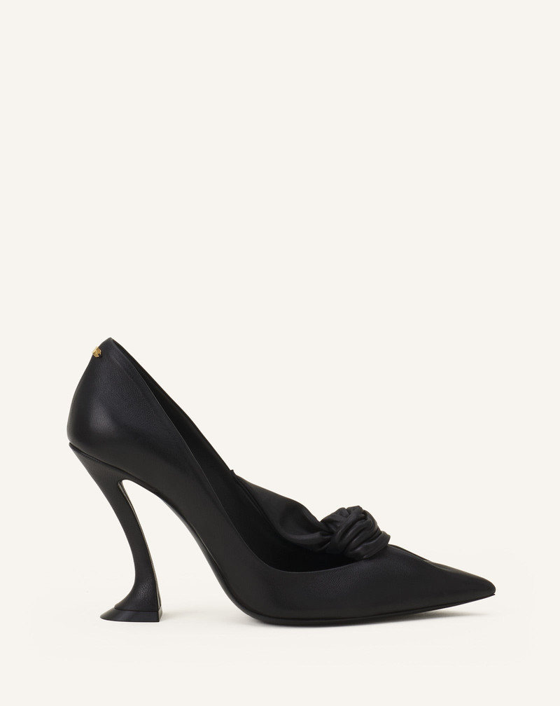 MIDNIGHT STEP LEATHER BOW PUMP 1