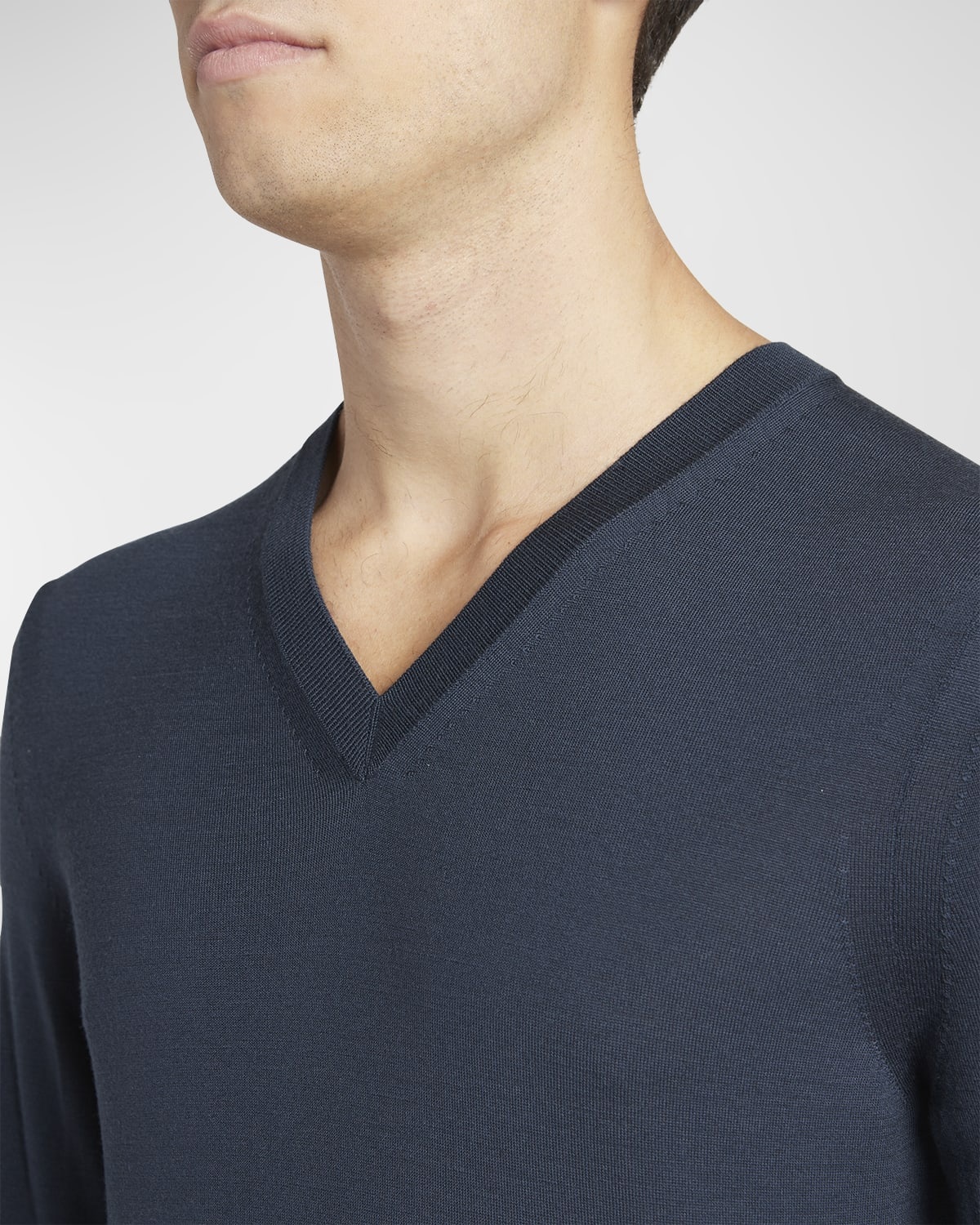 Men's Merino Wool V-Neck Sweater - 6