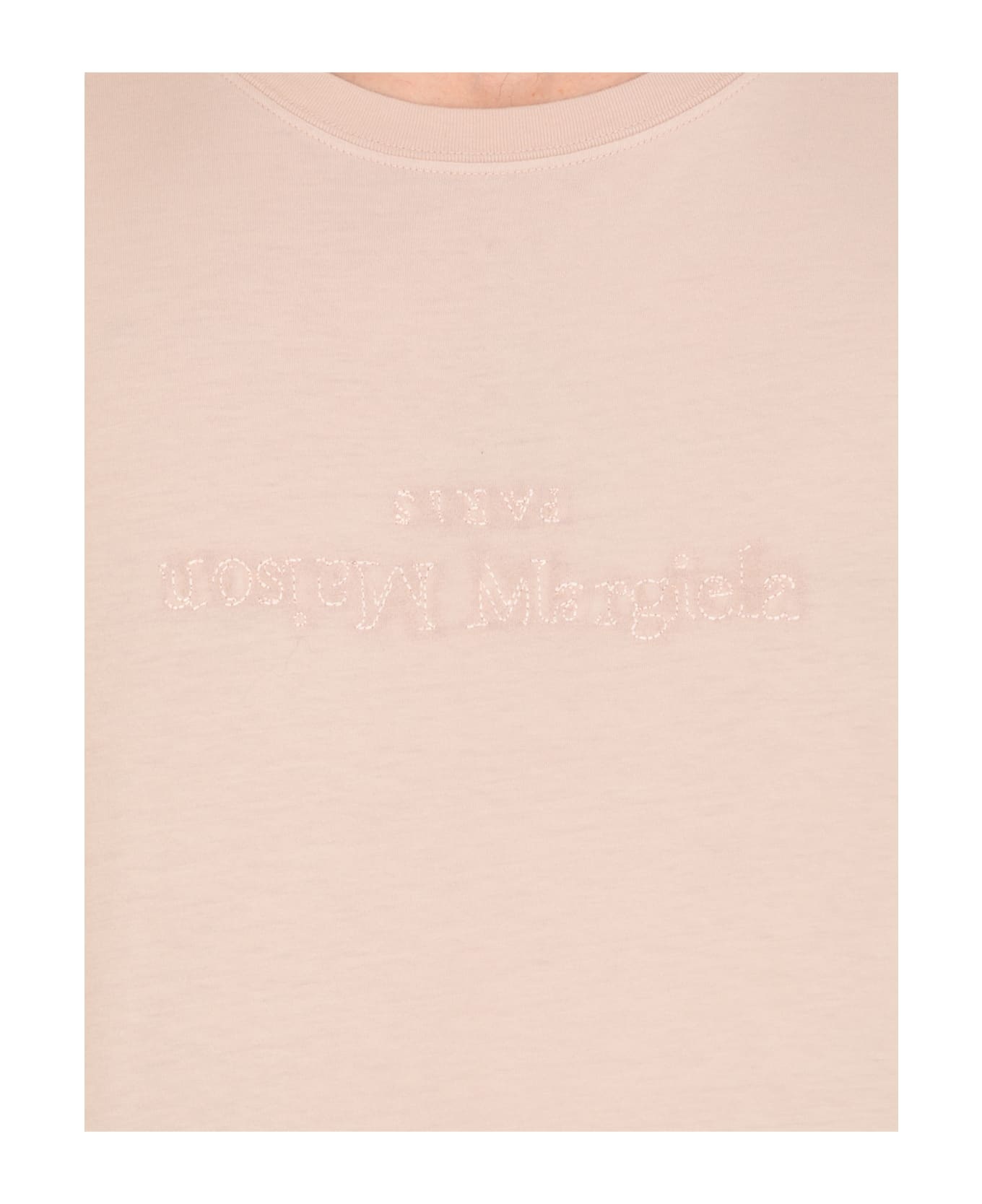 Logo Embroidery T-shirt - 5