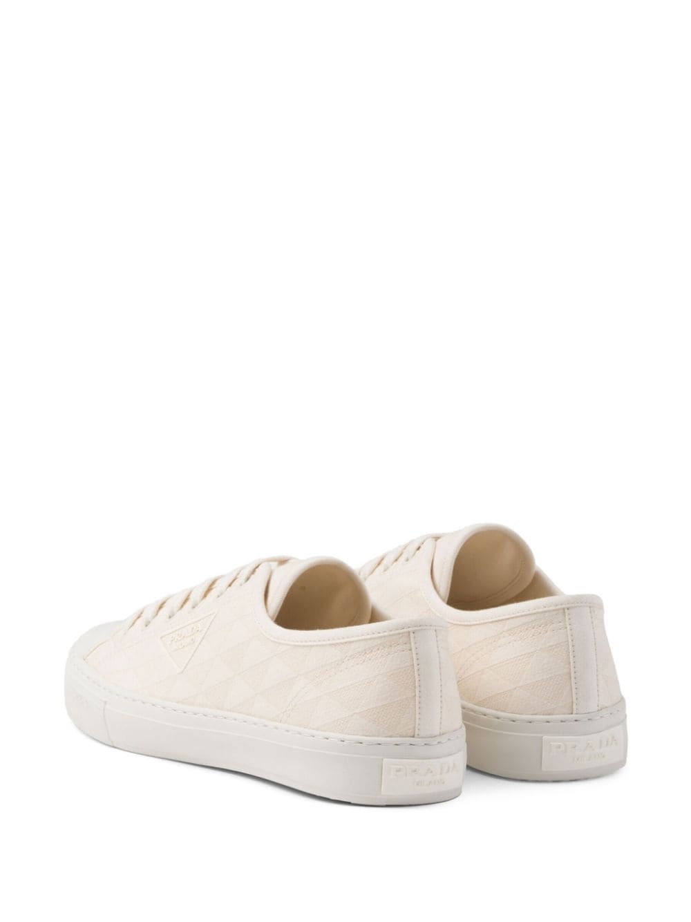 Triangle-logo lace-up sneakers - 3