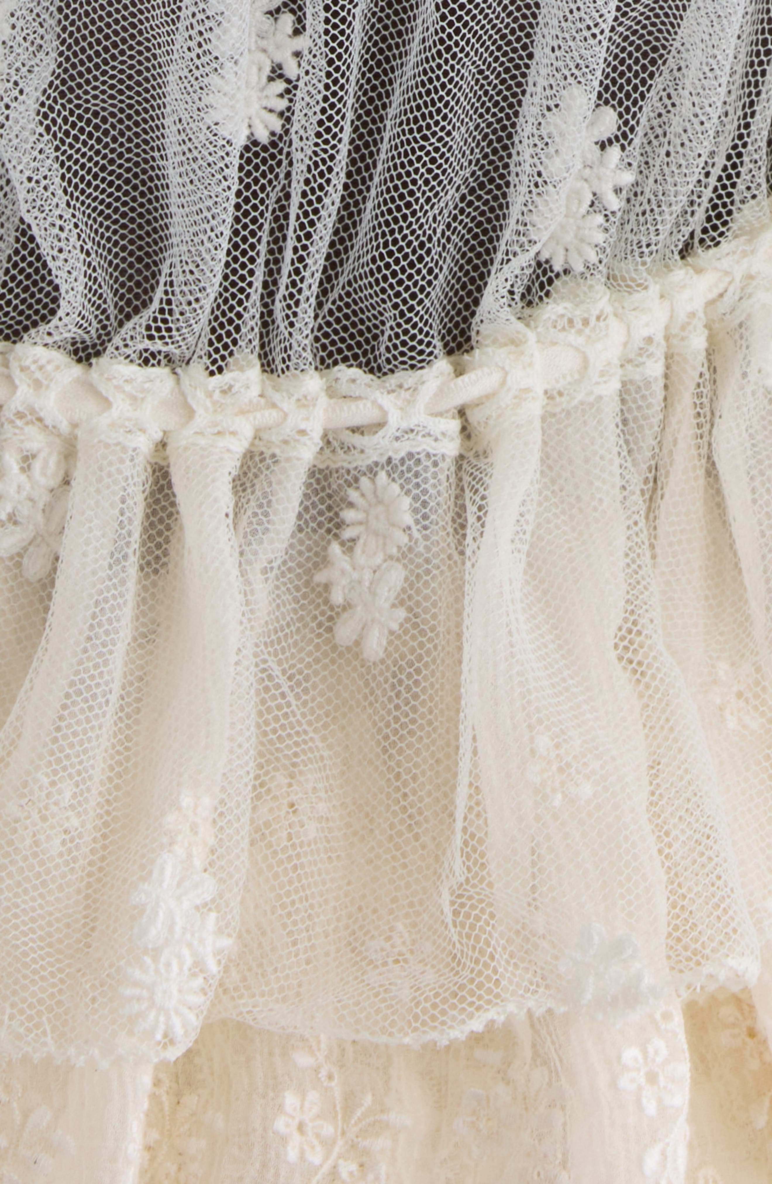 Chloé Ruffle Lace Crop Top in Whisper White at Nordstrom - 7