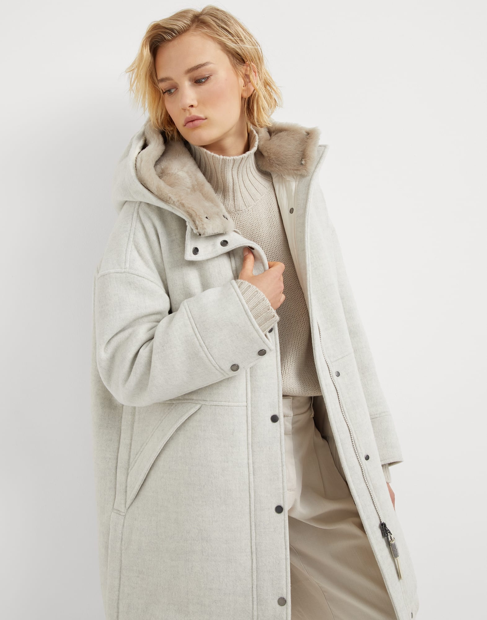 Virgin wool and cashmere double cloth down parka with detachable shearling insert and shiny zipper p - 4
