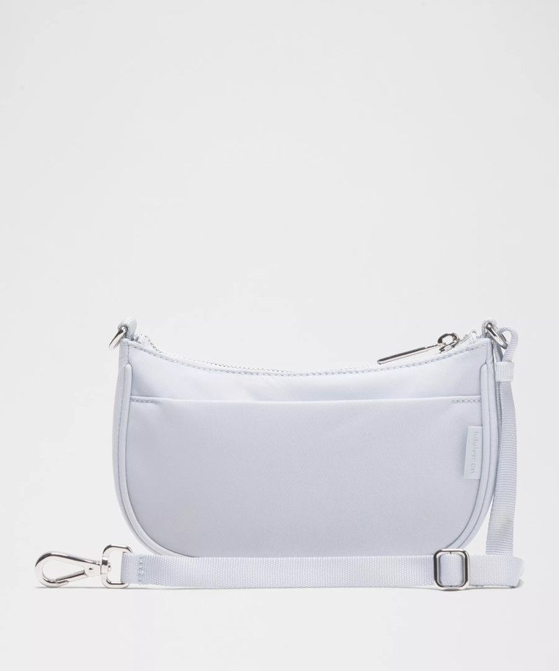 City Essentials Mini Shoulder Bag 1L 3