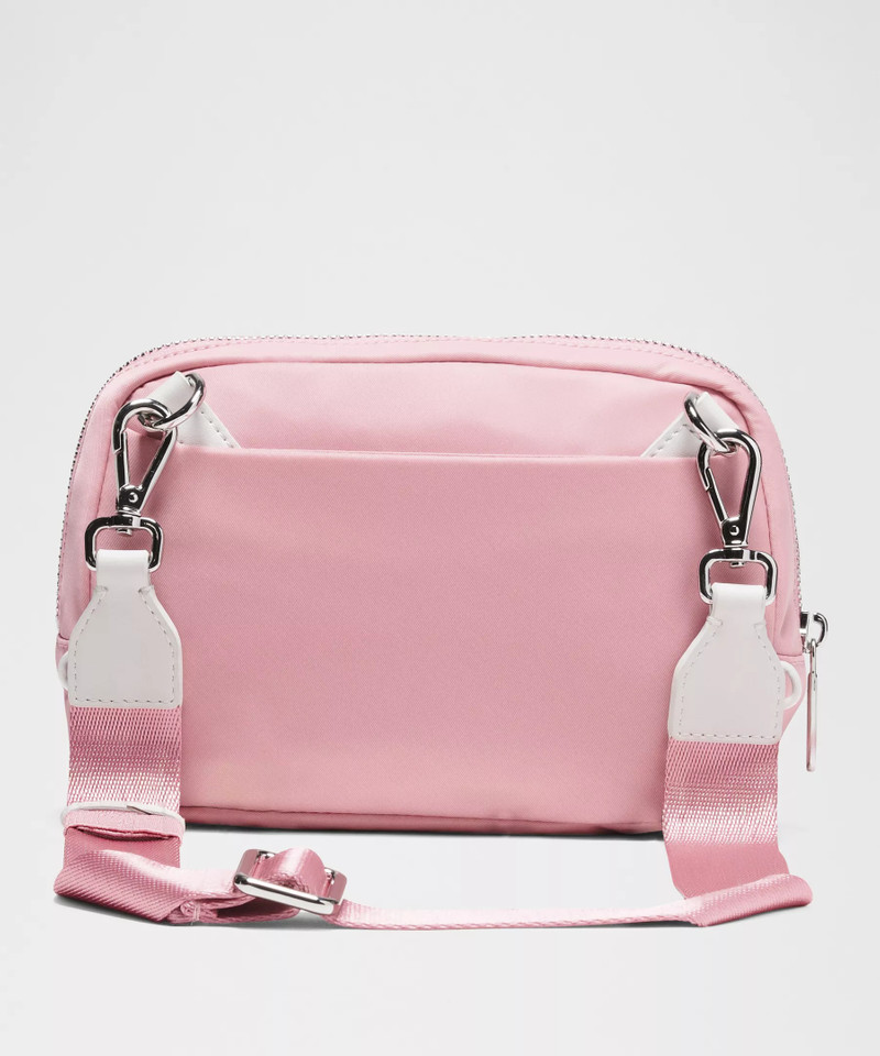 Everywhere Convertible Crossbody Bag 1.5L 3