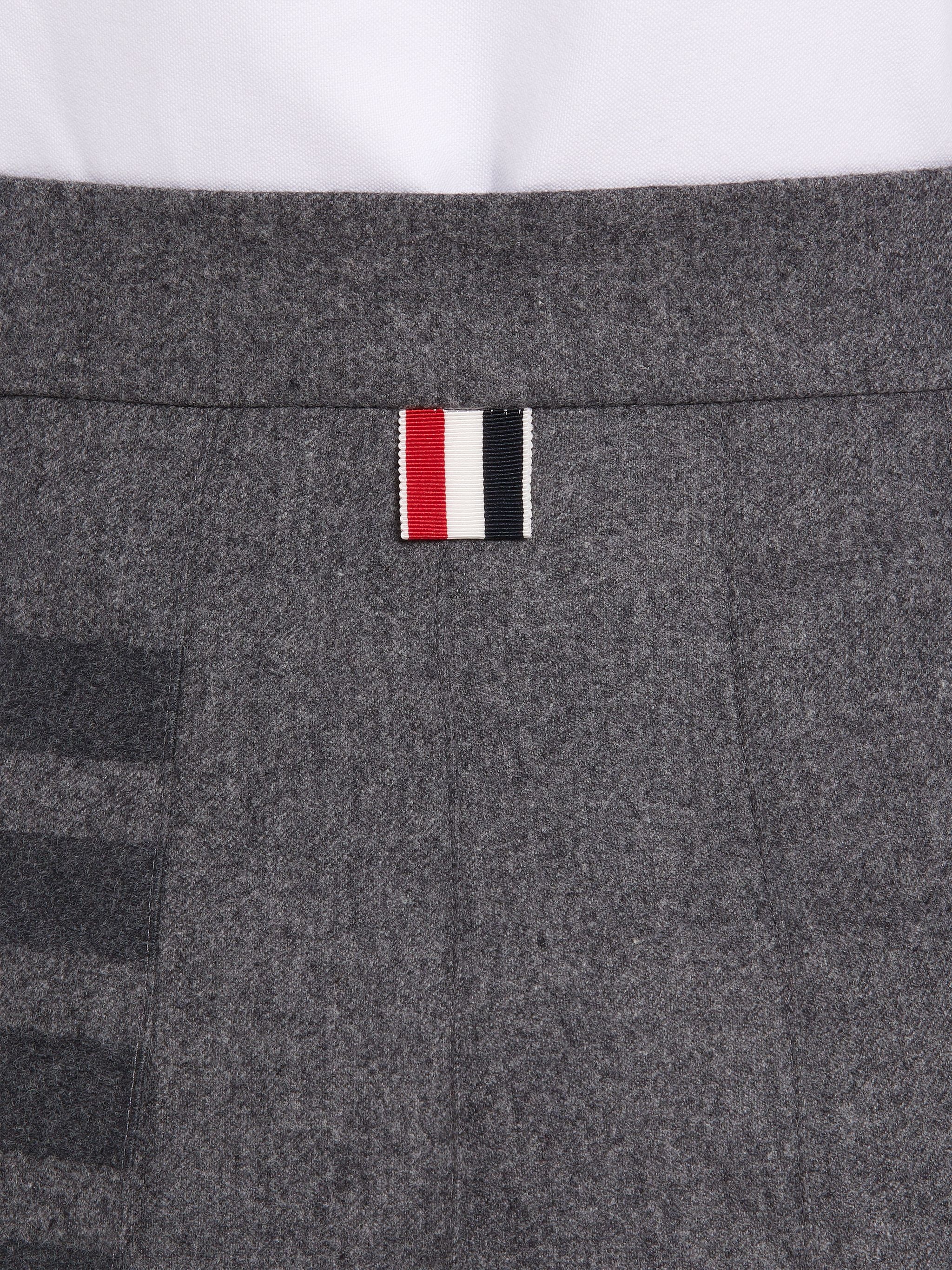 Medium Grey Wool Cashmere Flannel Below the Knee Length Pleated 4-Bar Skirt - 6