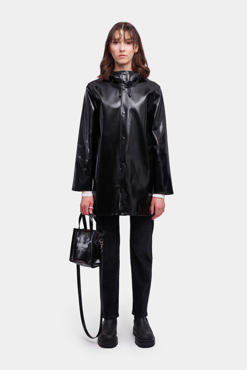 Stutterheim Stockholm Opal Raincoat Black outlook