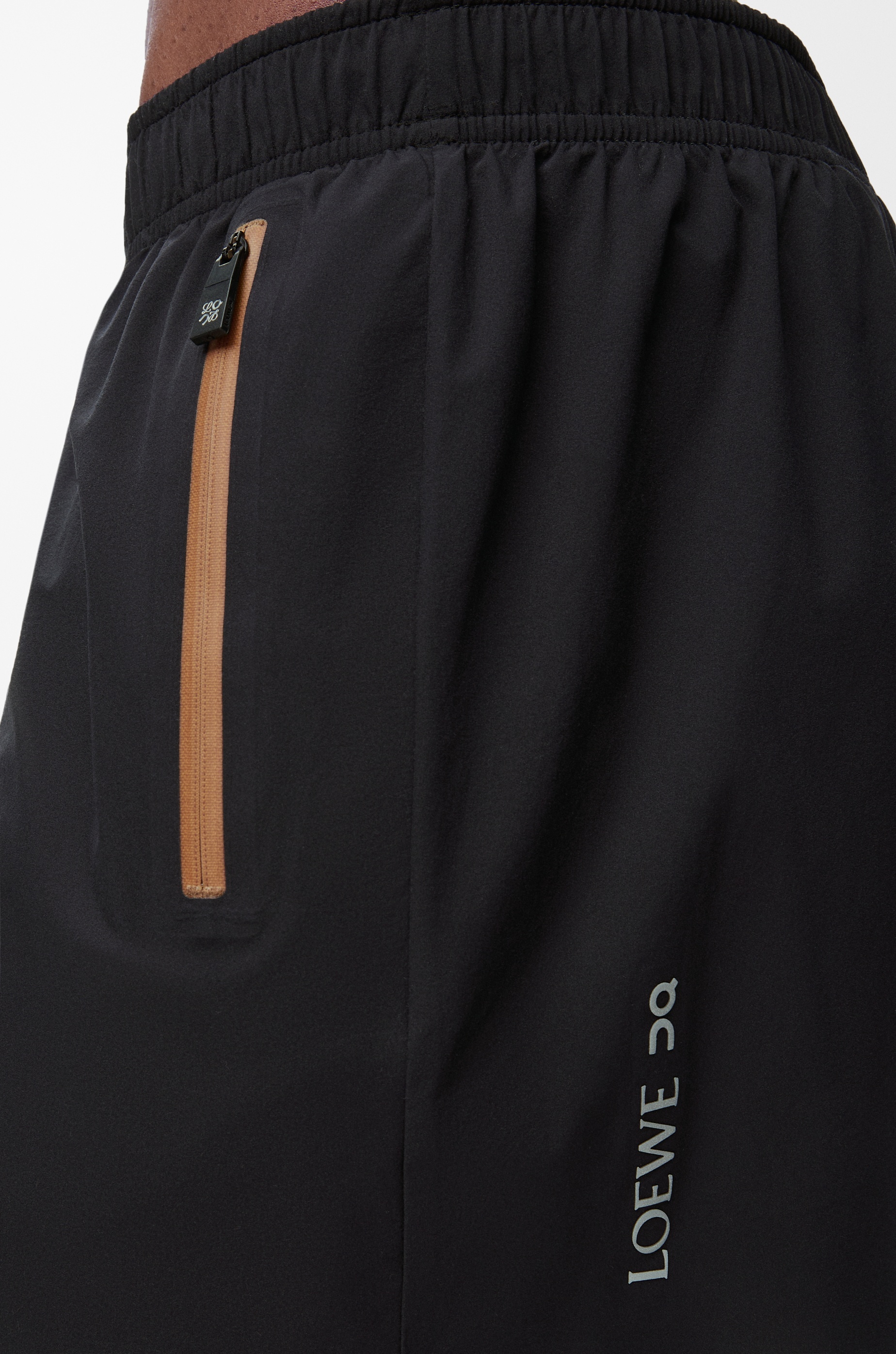 Performance shorts in technical shell - 5
