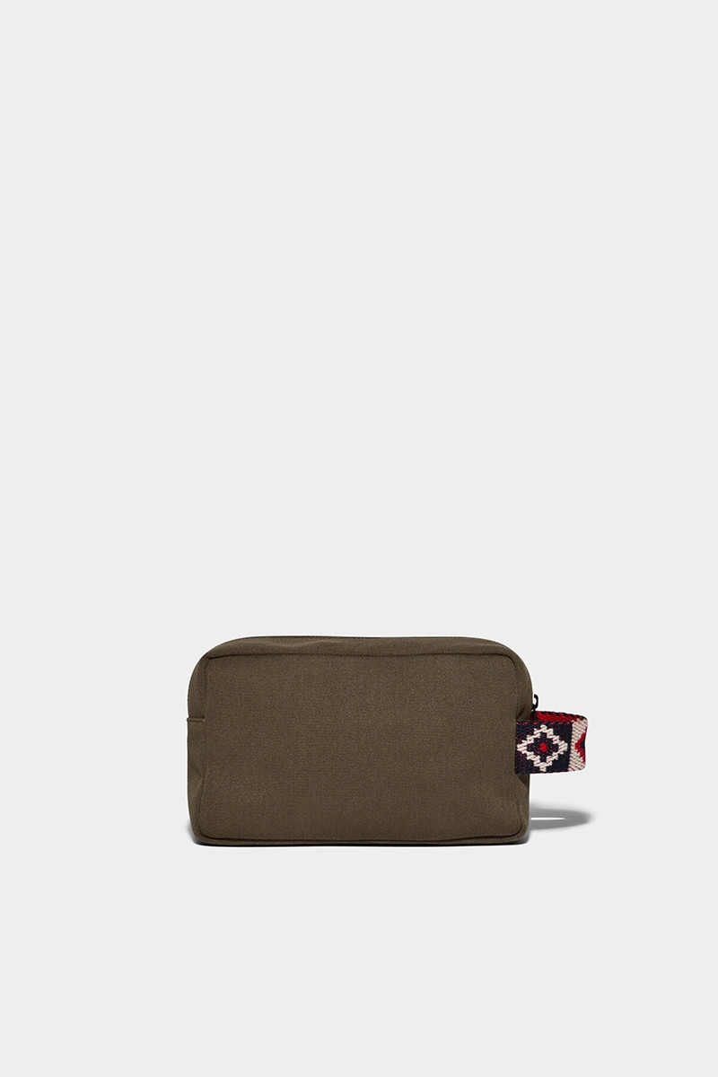 DSQUARED2 AKIRA BEAUTY CASE outlook