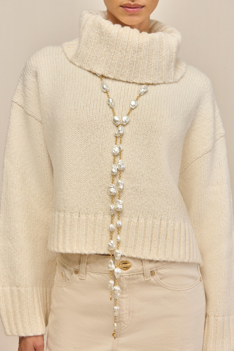 BELANA SWEATER 3