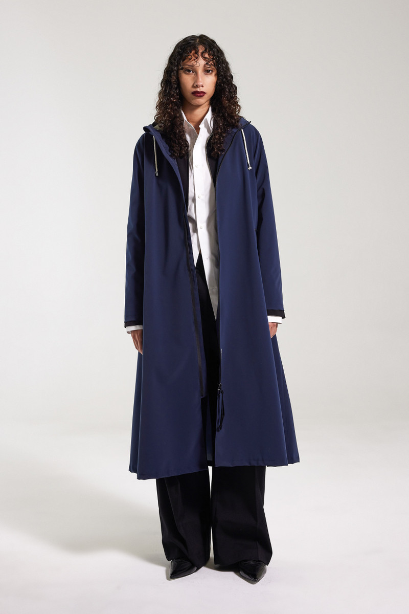 Stutterheim Mosebacke Long Lightweight Zip Matte Raincoat Navy outlook