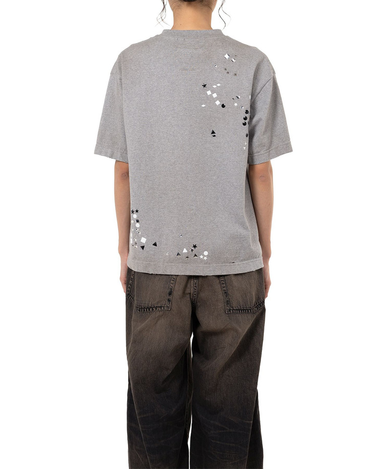 Embellished Distressed T-Shirt 18