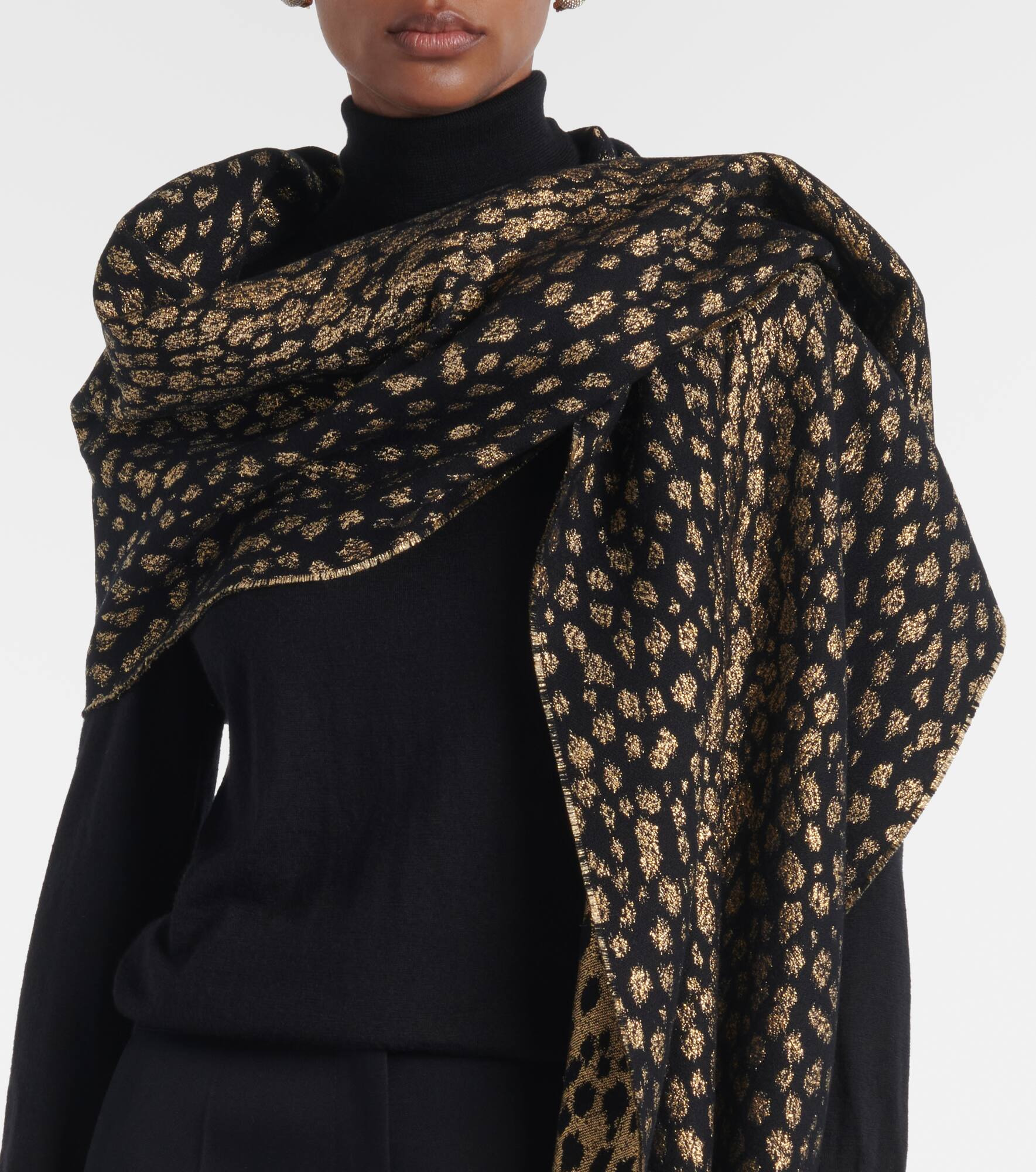 Fringed wool and cashmere-blend lamé scarf - 3
