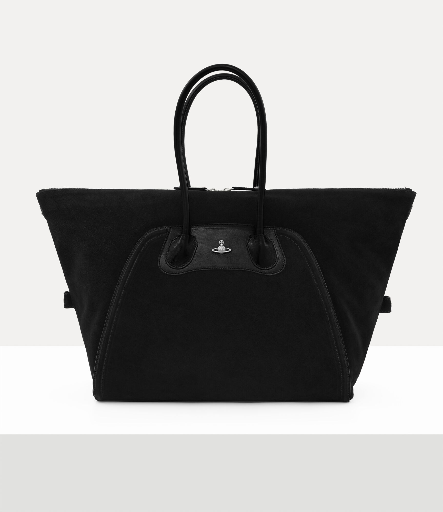 SHIRLEY HOLDALL - 4