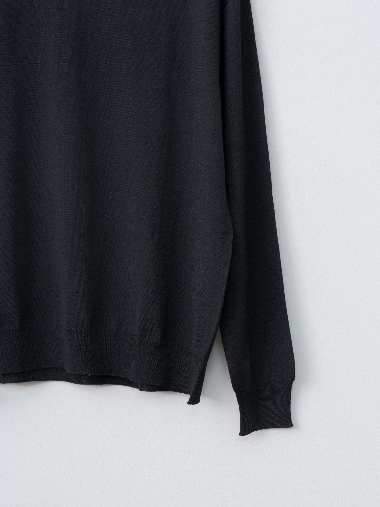 Muscat Extrafine Merino Wool Sweater - Black - 7