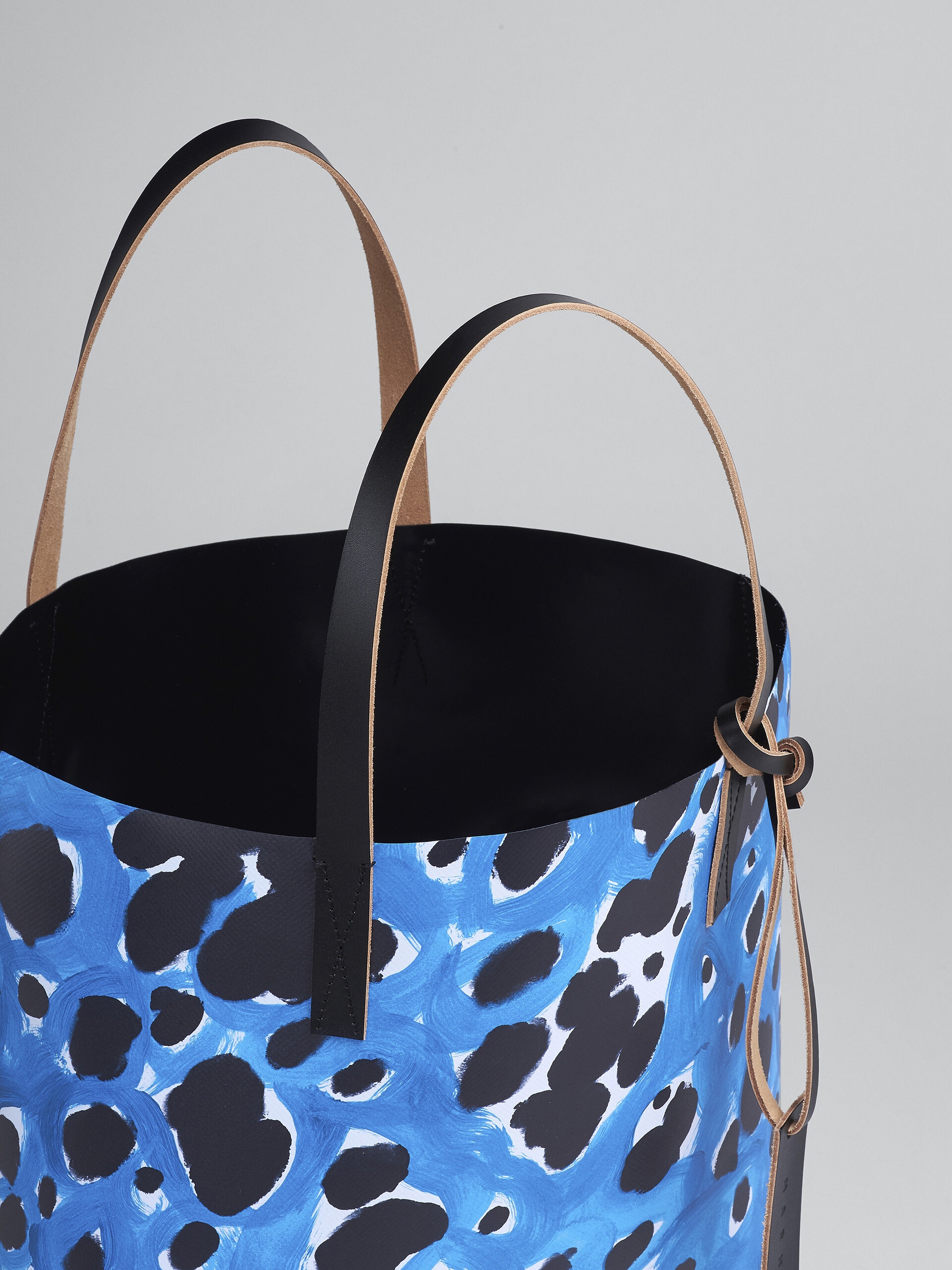 BLUE POP DOTS PRINT TRIBECA SHOPPING BAG - 4