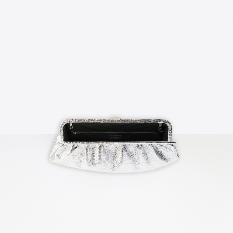 Cloud XL Clutch With Strap 5