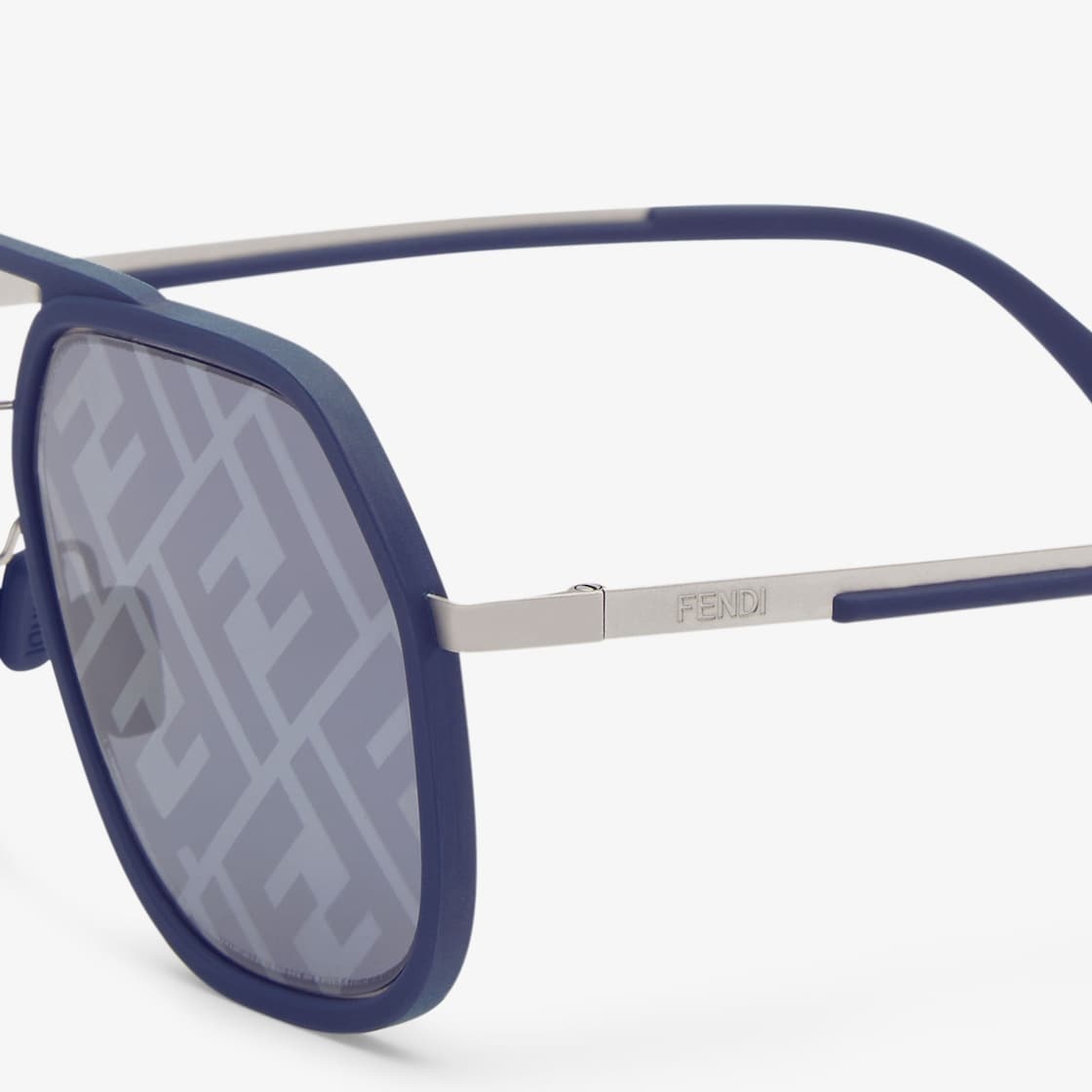 Fendi Light - 3