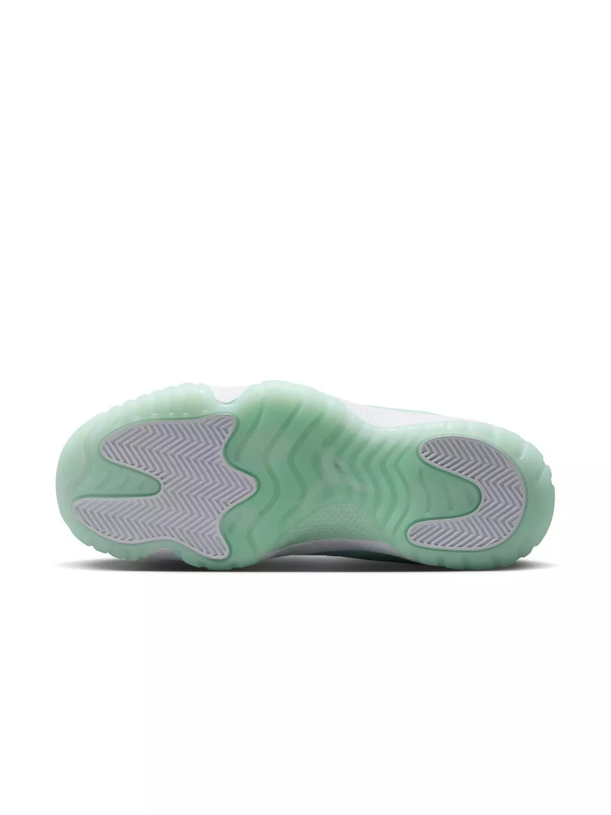 11 Retro Low âIglooâ Women's Shoe - 10