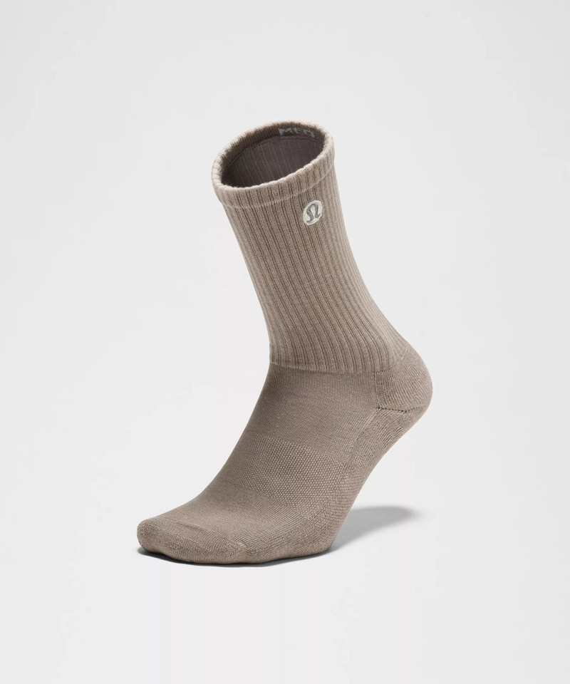 Unisex Daily Essential Crew Socks *3 Pack 3