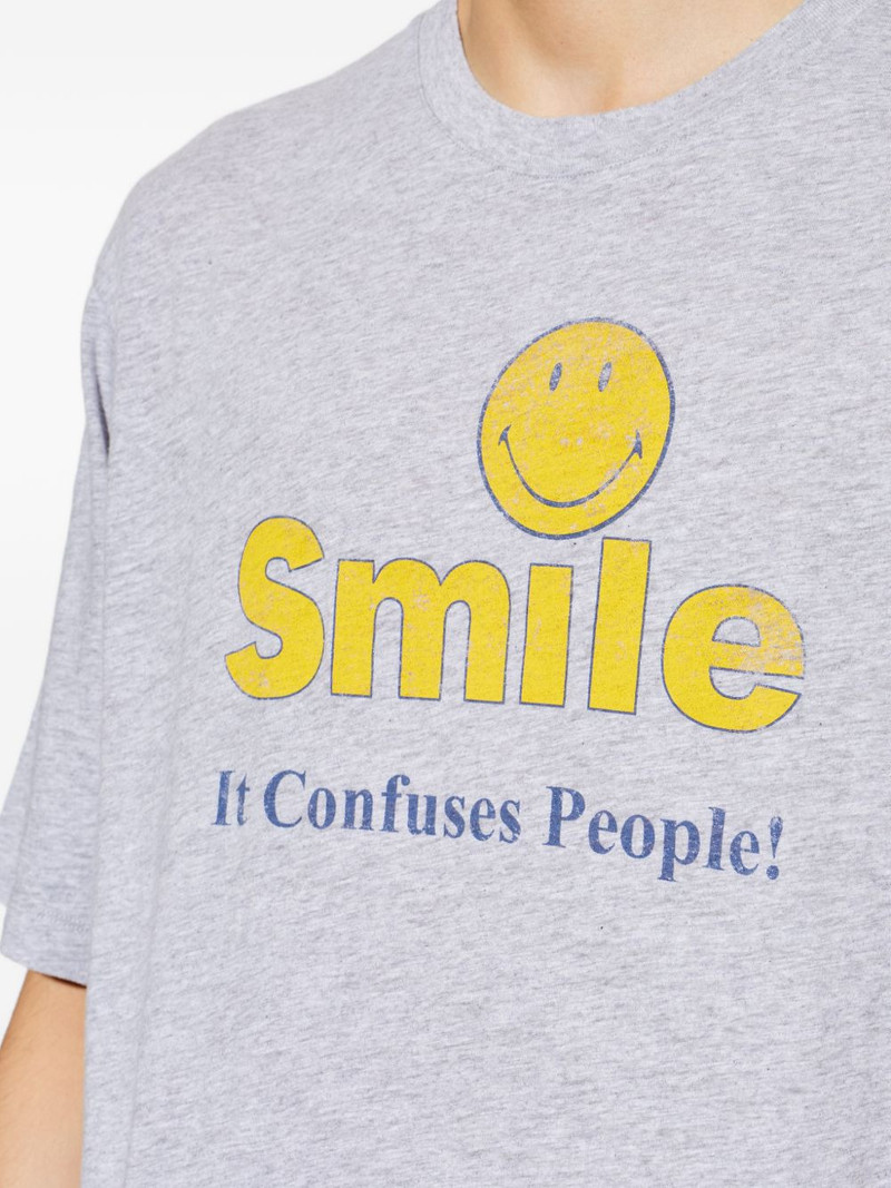 smile-graphic T-shirt 5