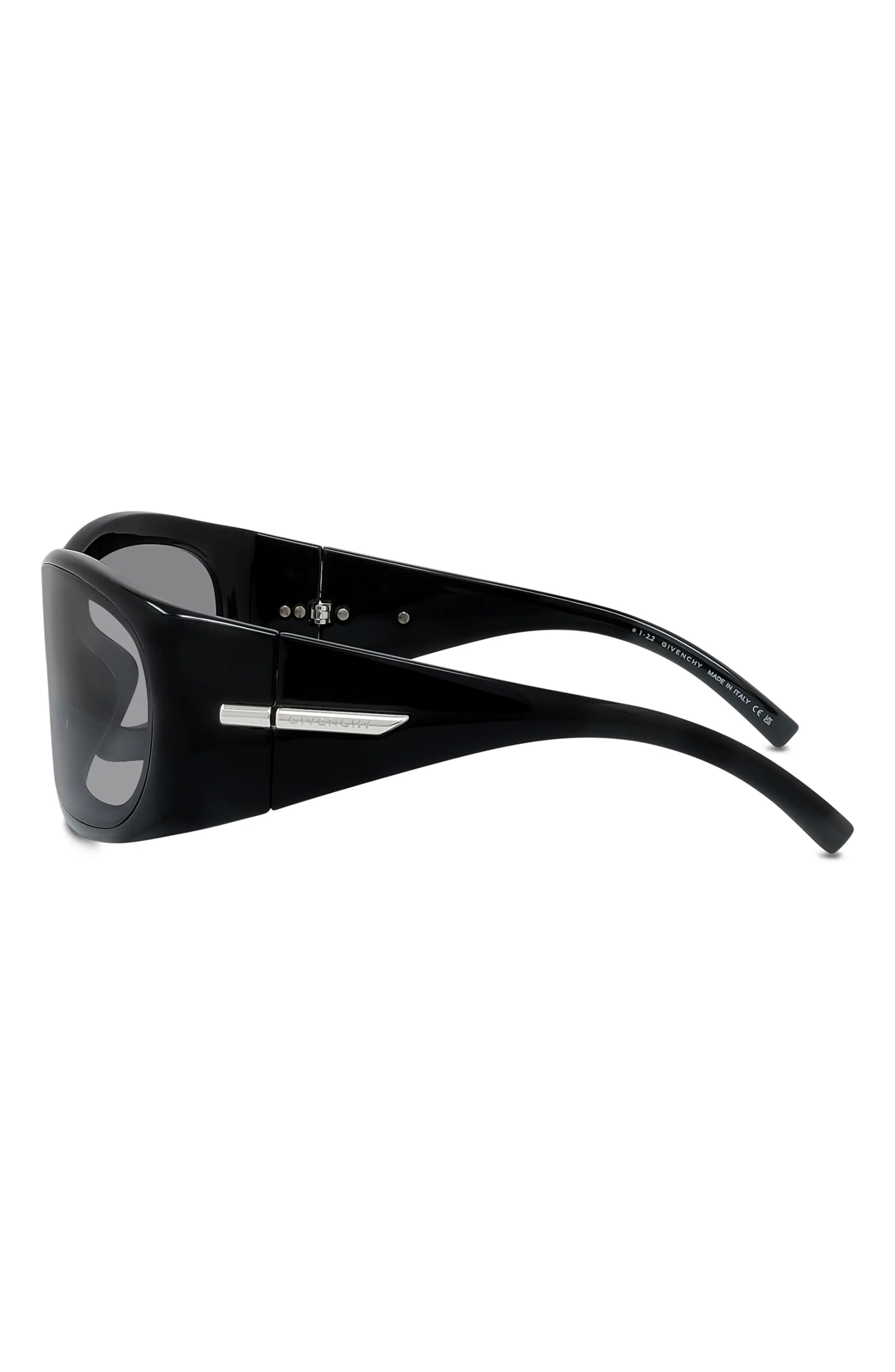 Oval Sunglasses in Shiny Black /Smoke - 3