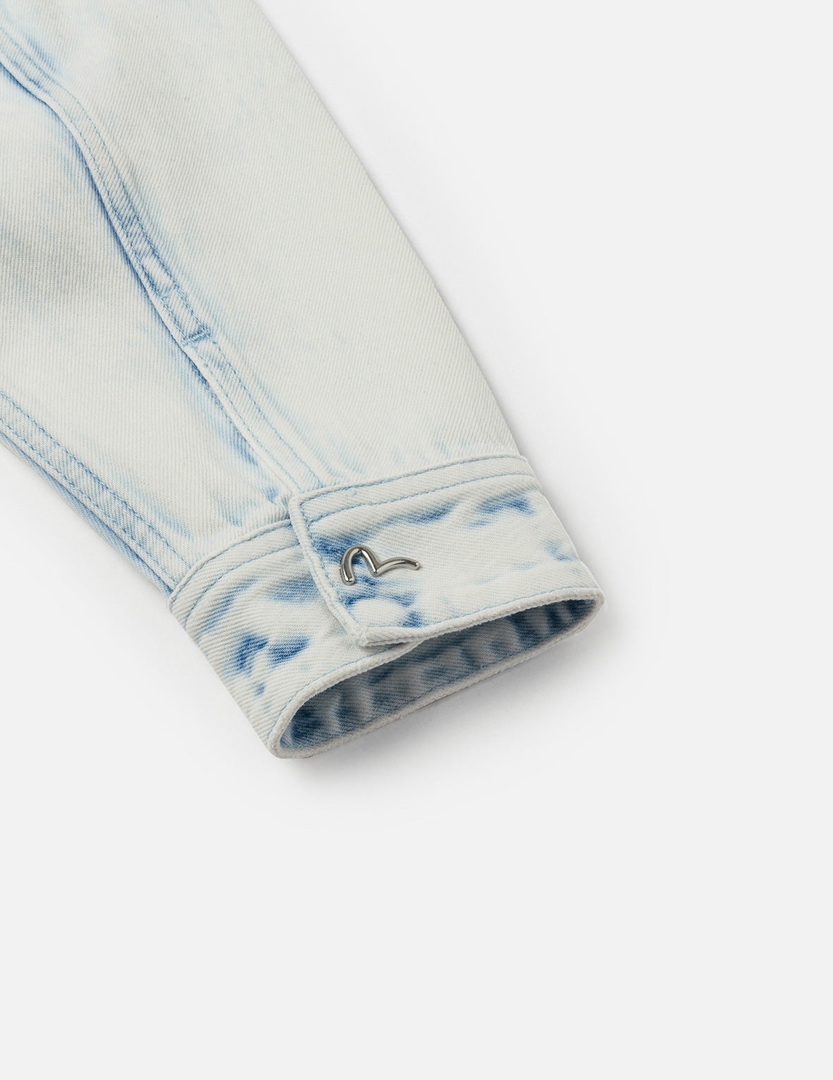 Bleach Washed Kamon Embroidery Fashion Fit Denim Jacket - 11
