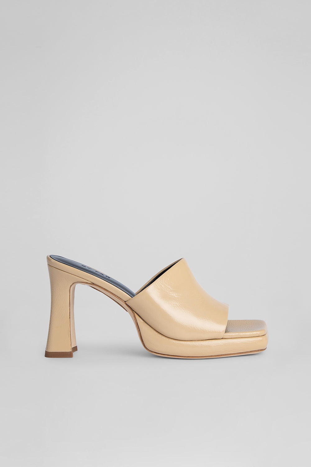 Beliz Sand Gloss Grained Leather - 1