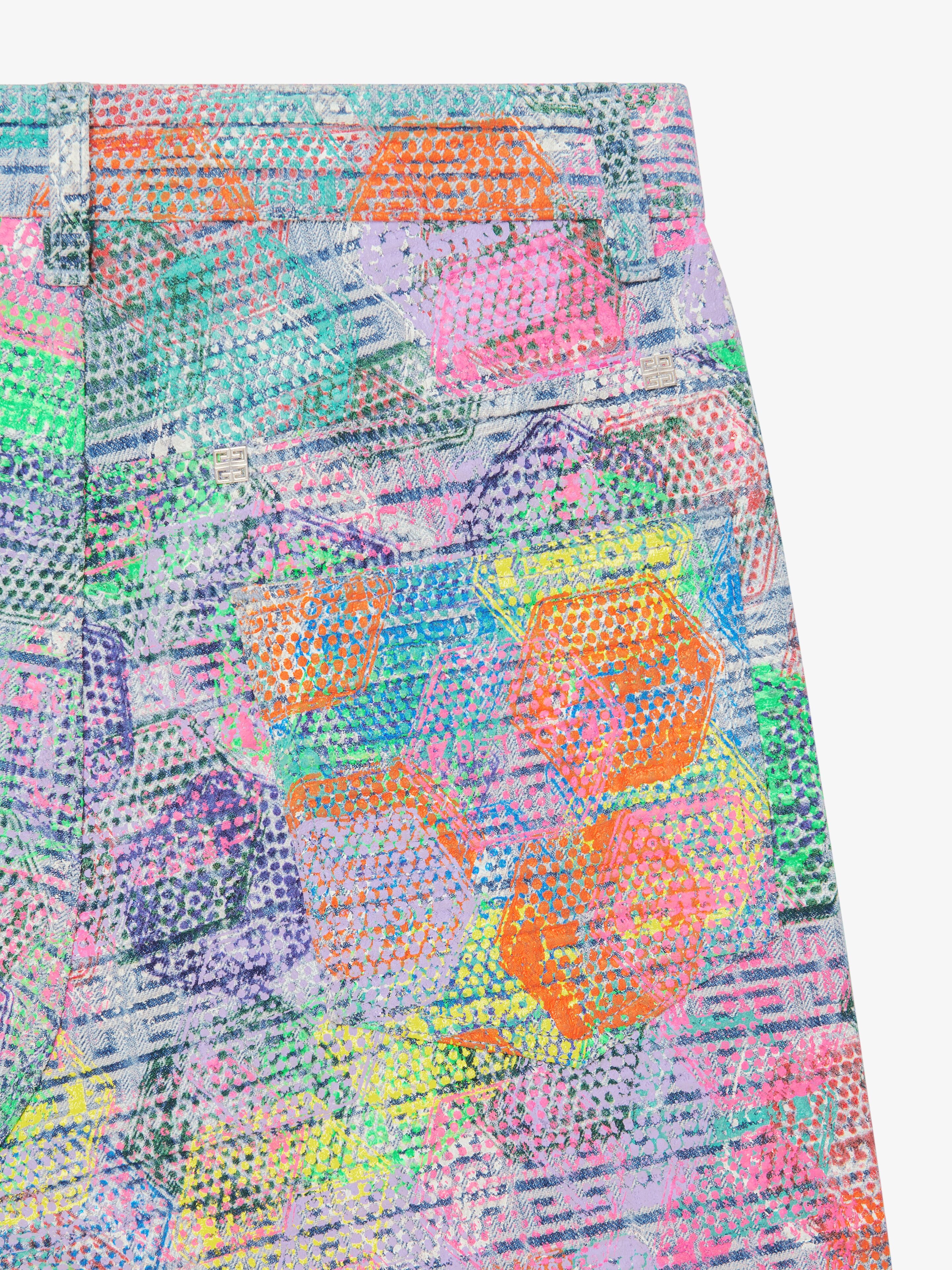 STRAIGHT FIT JEANS IN 4G DENIM WITH ALL-OVER PATCH PRINT - 6