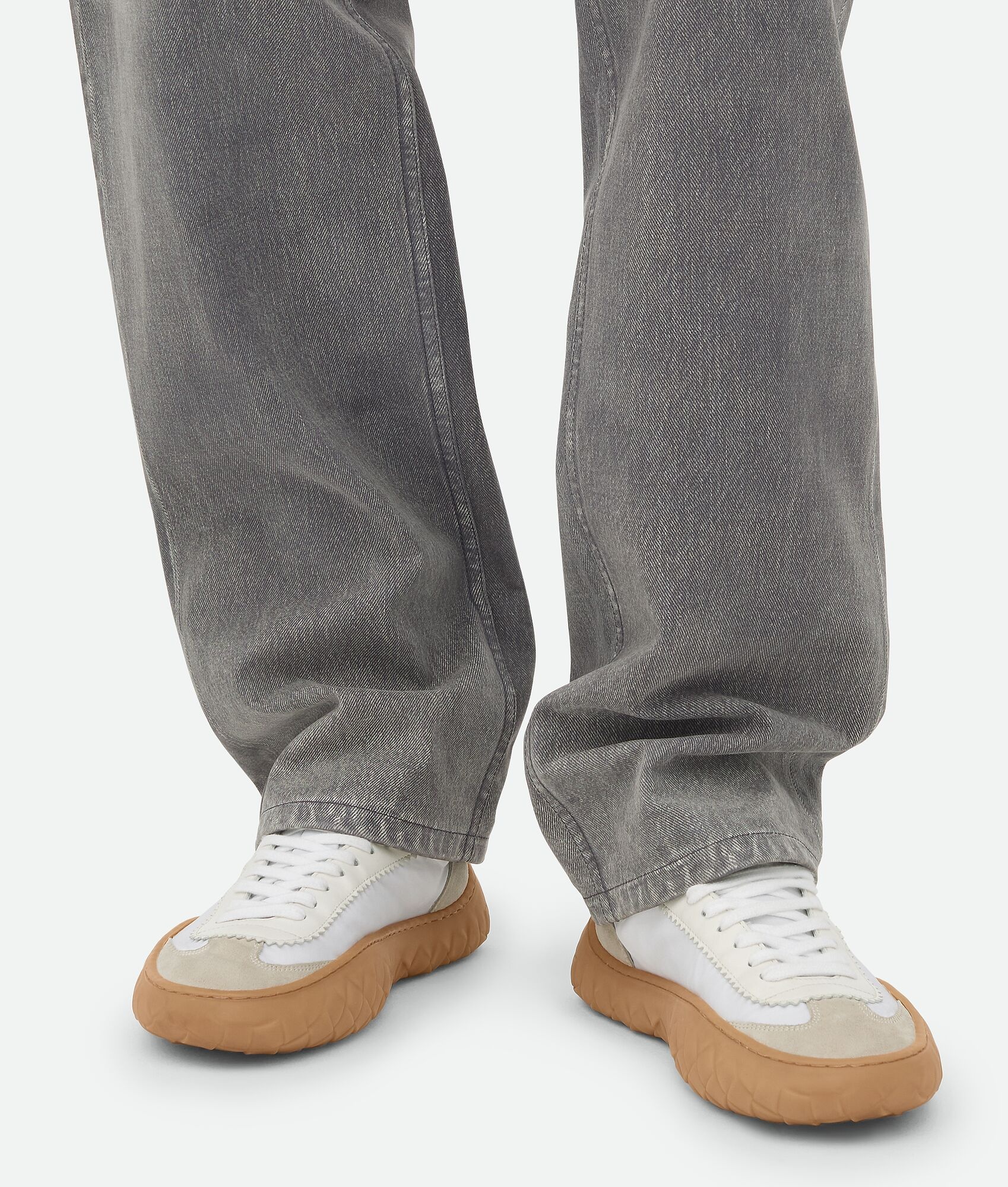 Sneaker - 2