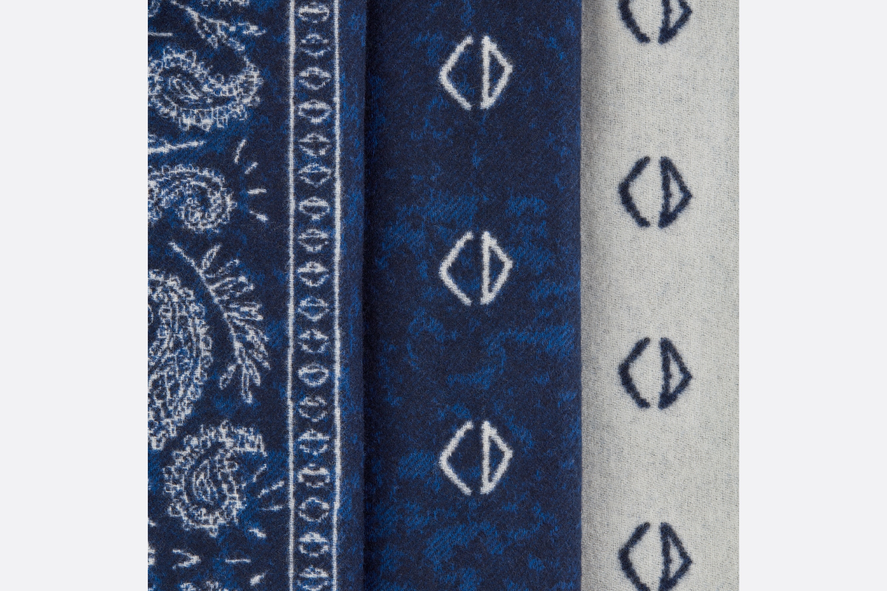 Bandana Motif Scarf - 3