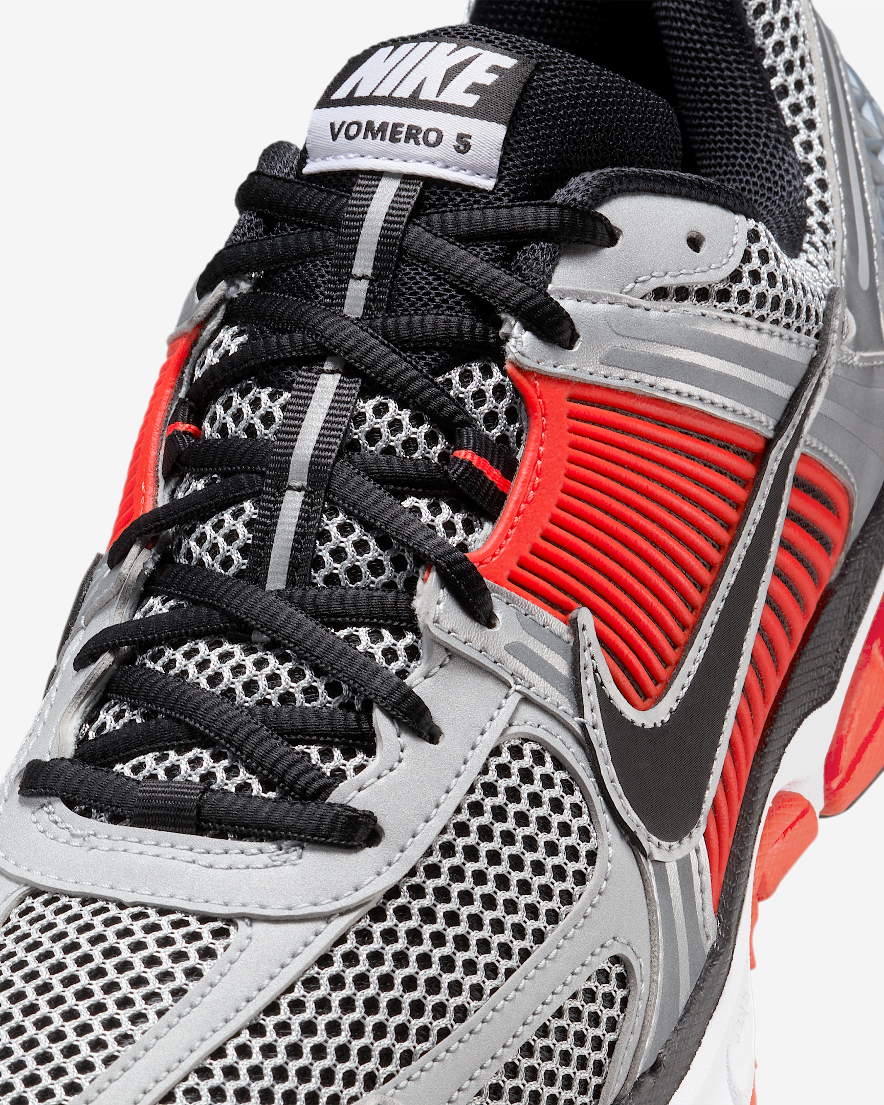 Nike Zoom Vomero 5 Men's Shoes - 7