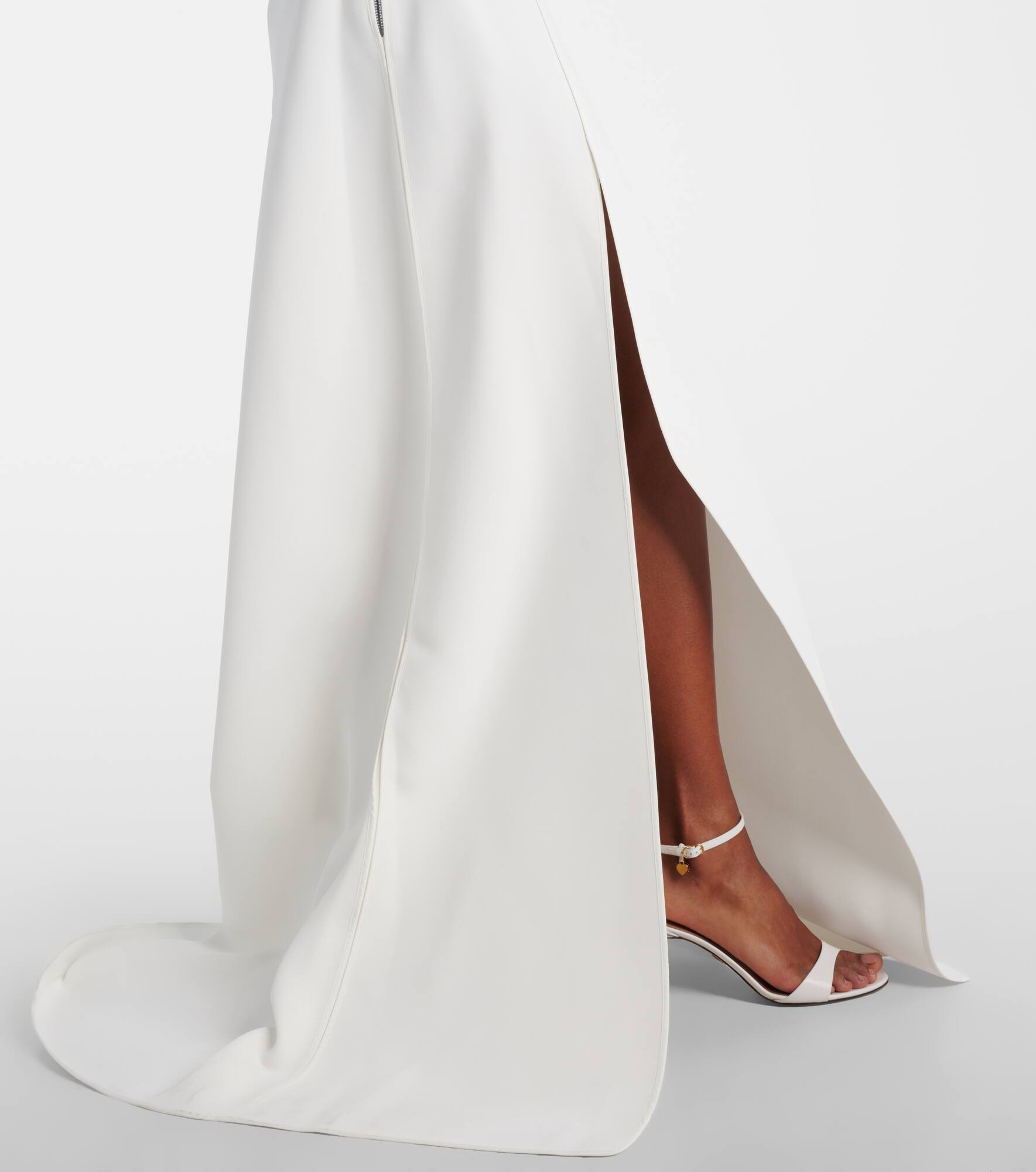 Bridal Synergy asymmetric gown - 5
