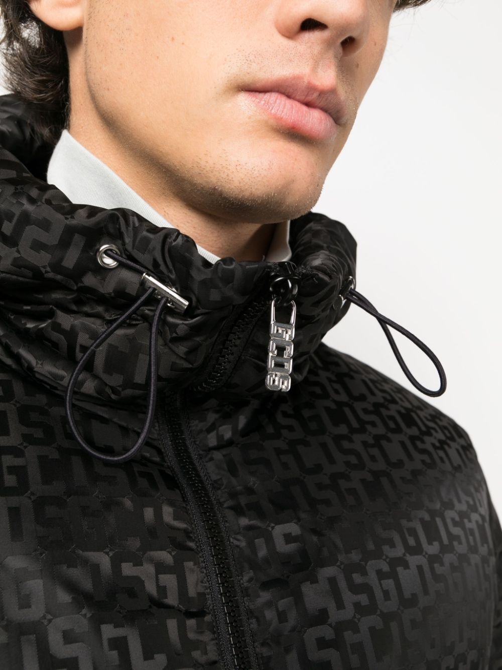 logo-monogrammed hodded jacket - 5