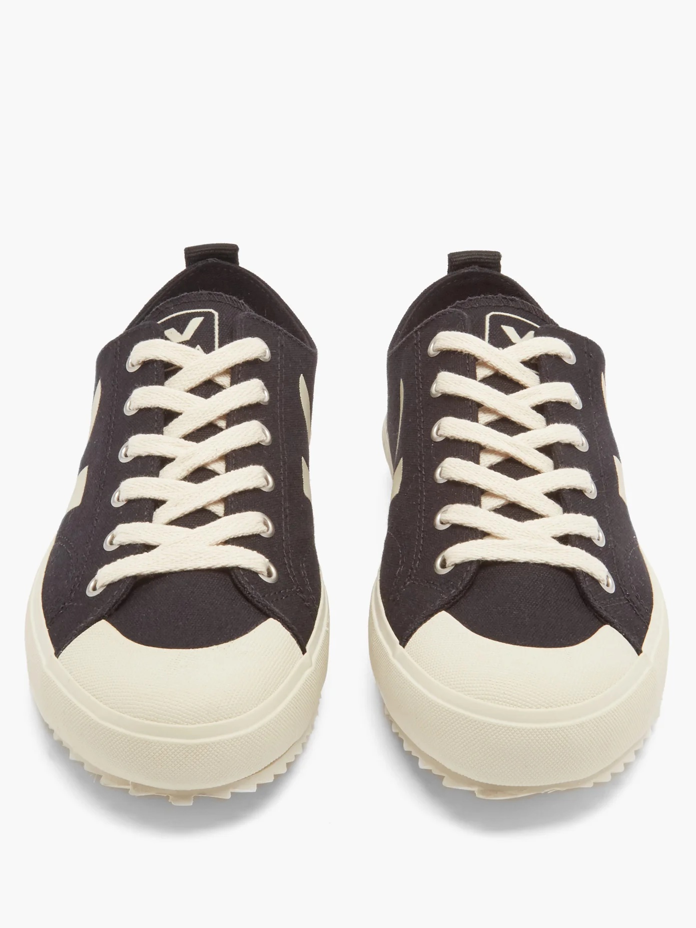 Nova V-logo canvas trainers - 5