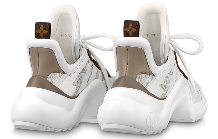 (WMNS) LOUIS VUITTON Archlight 1.0 Sneakers 'Beige with Monogram' 1AAIX1 - 4