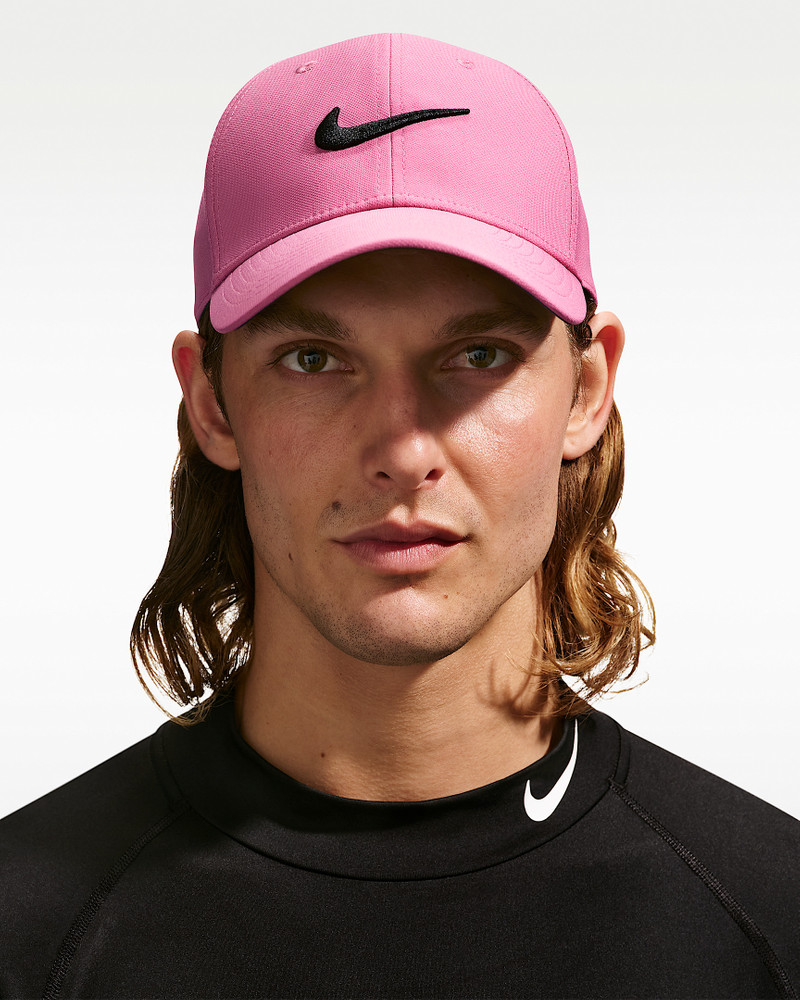 Nike Dri-FIT Club Structured Swoosh Cap 1