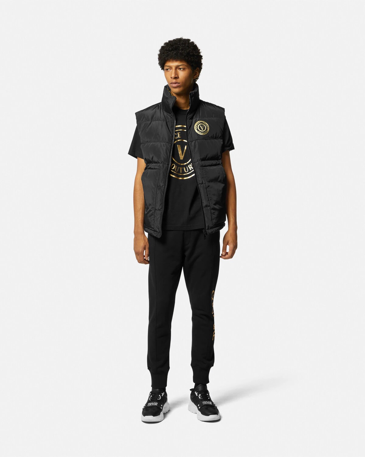 V-Emblem Reversible Puffer Vest - 2