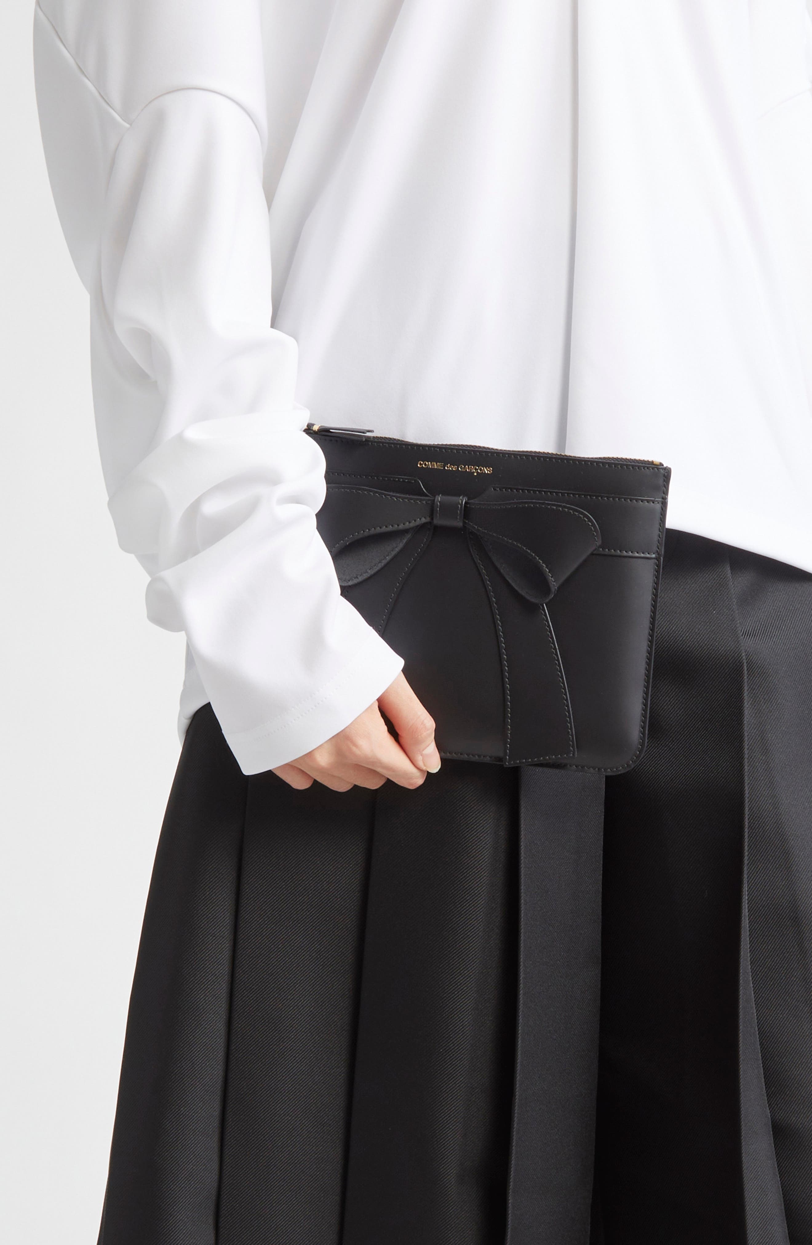 Comme des Garçons Wallets Big Bow Leather Zip Pouch in Black at Nordstrom - 2