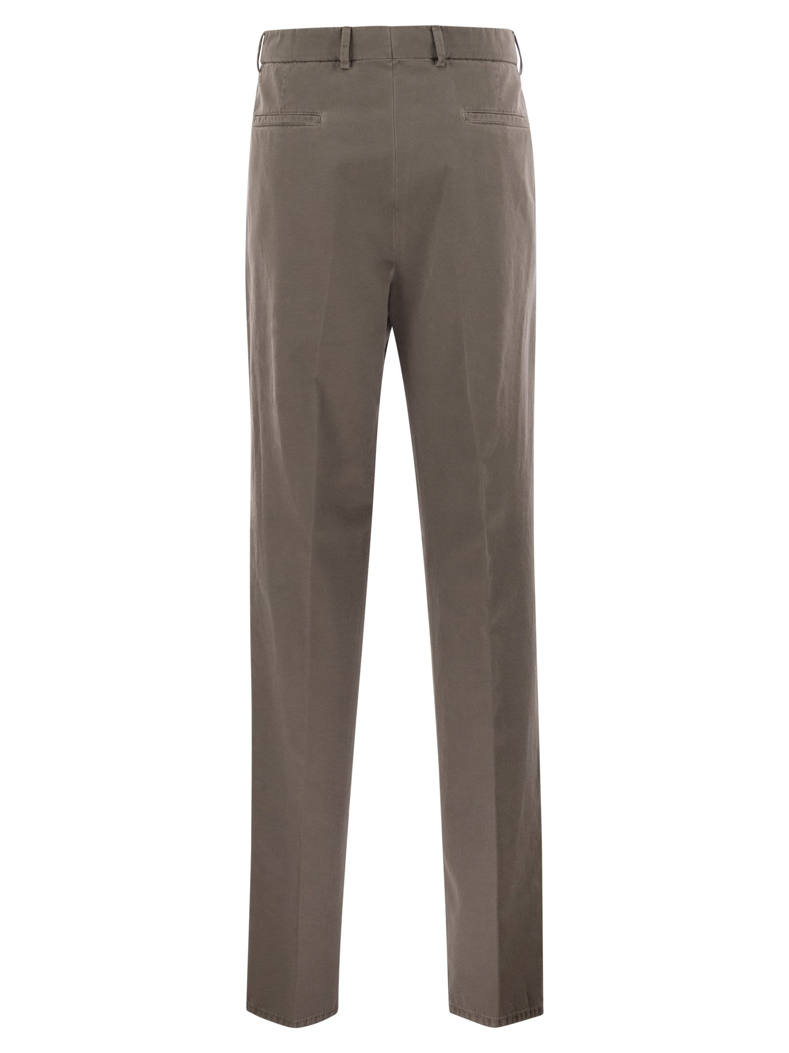 Brunello Cucinelli Men Leisure Fit Trousers In Garment-Dyed Cotton Velvet With Darts - 2
