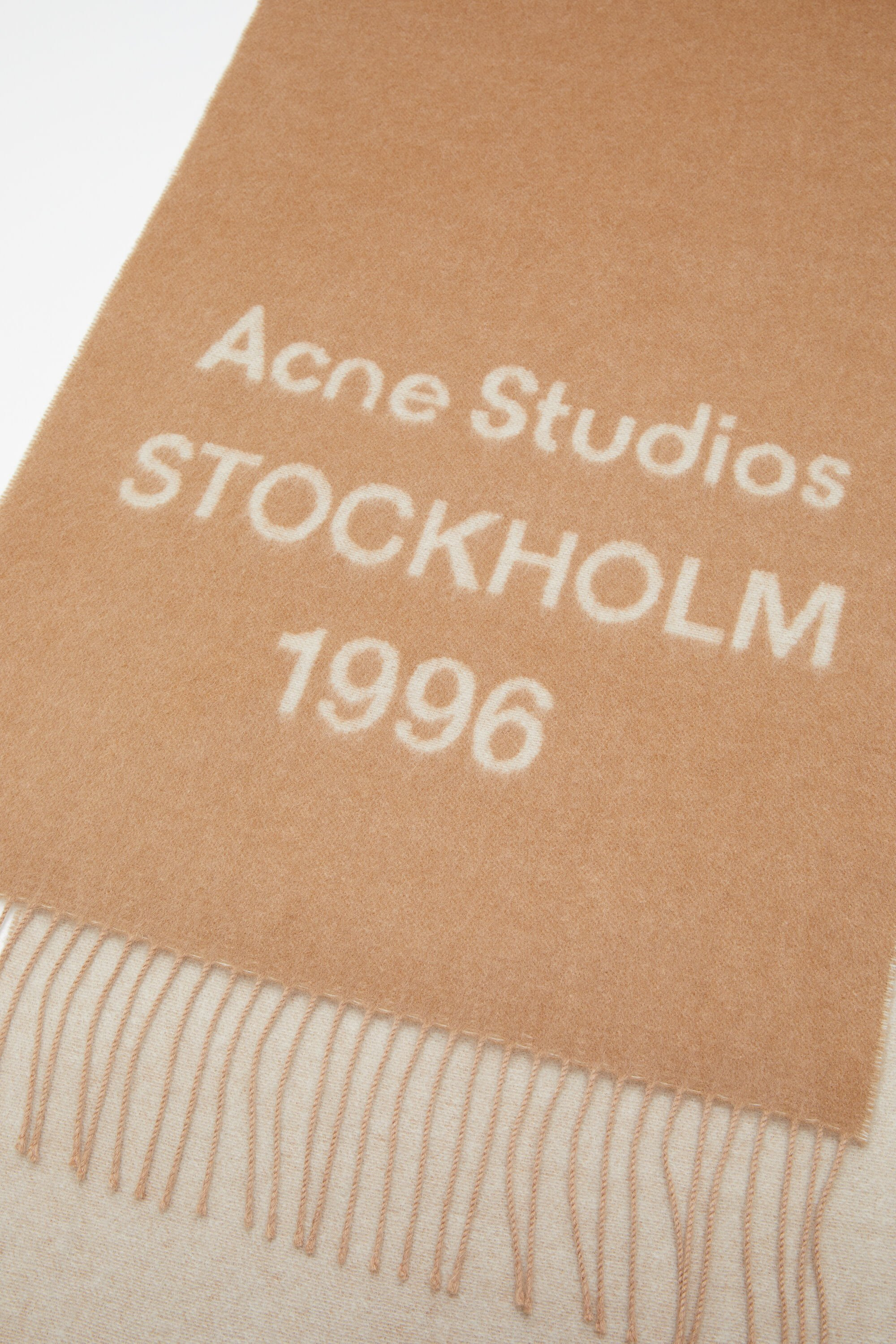 Logo jacquard scarf - Camel/ecru - 4