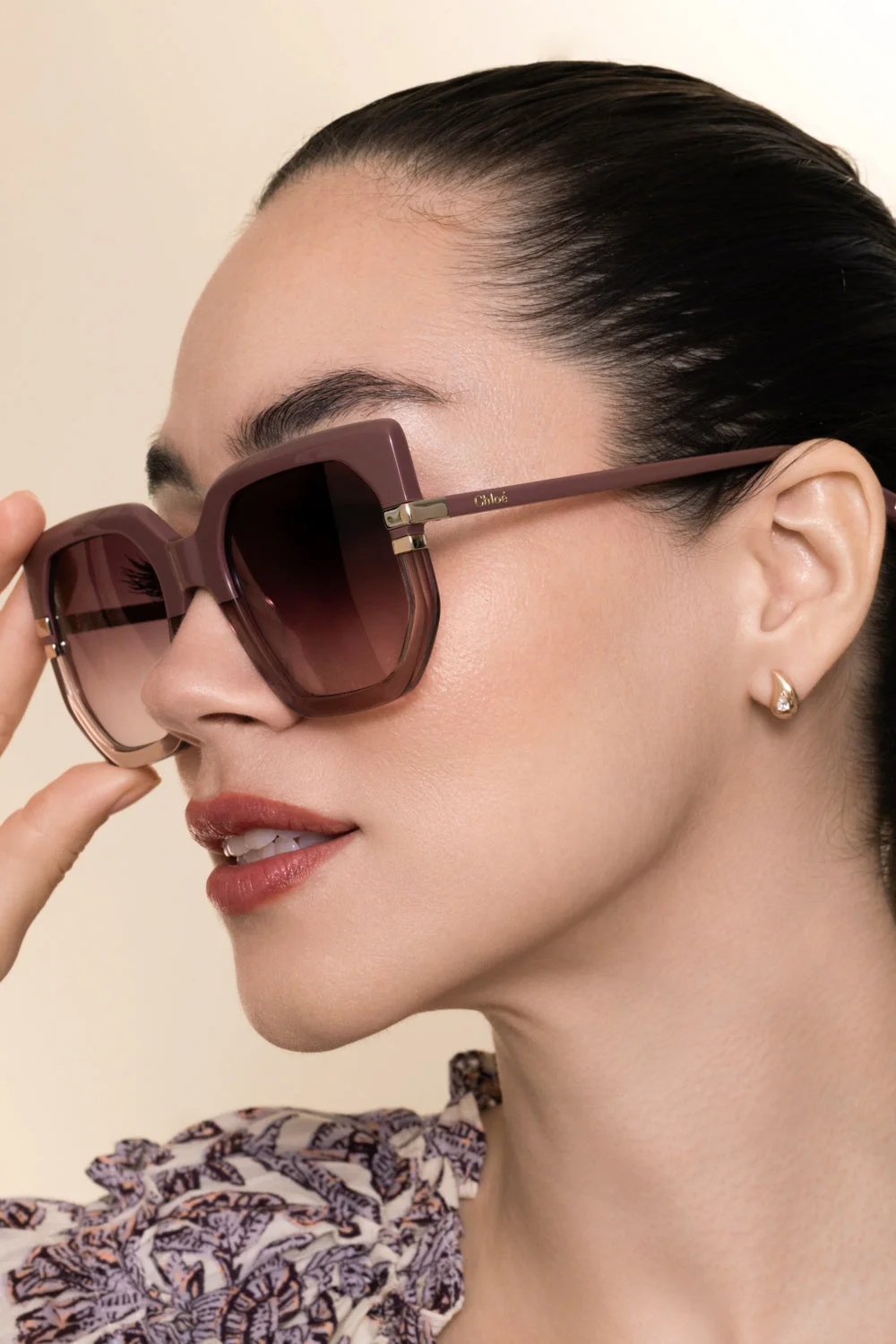 Iconic Butterfly Frame Sunglasses - 1