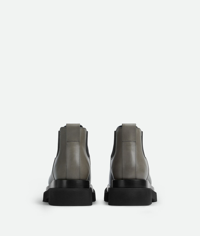 Bottega Veneta Lug Loafer outlook