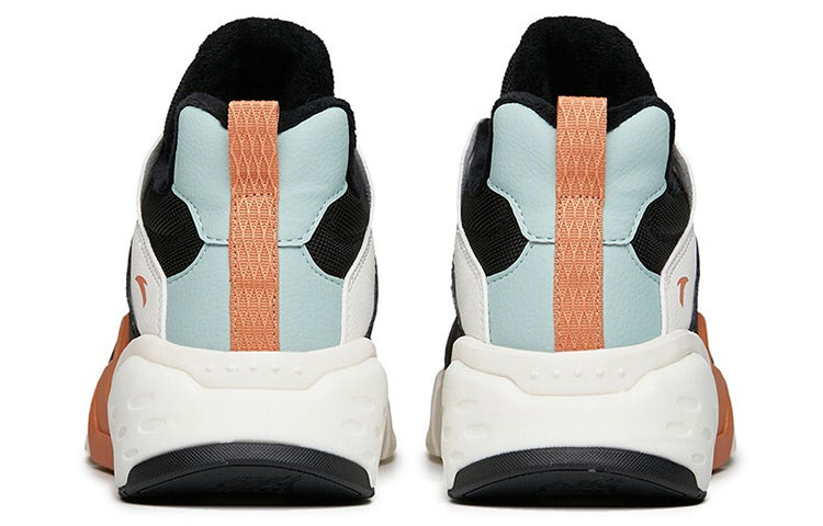 (WMNS) ANTA Leather Fleeced Running Shoes 'White Orange Black' 122148980-2 - 4