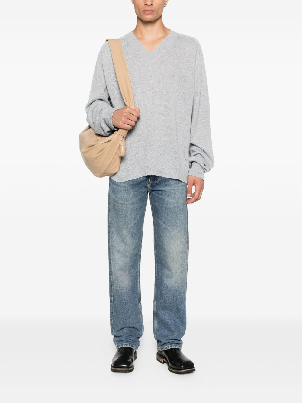 V-neck long-sleeved sweater - 2