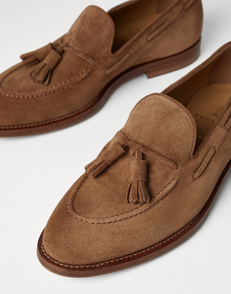 Suede loafers with tassels 3